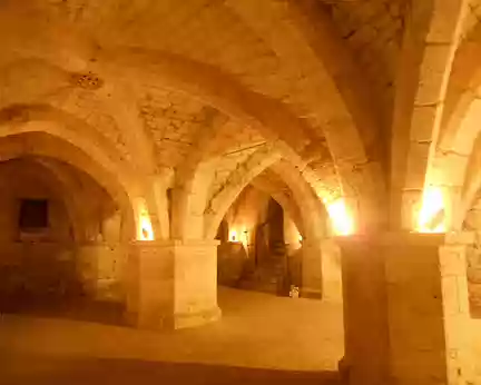 PXL027 Crypte Saint-André, salle gothique du XIIIè siècle
